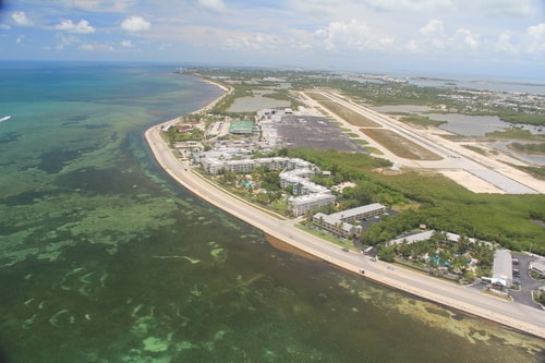 Key West Seven Mile Bridge Tour Helicopter Tour Image 7