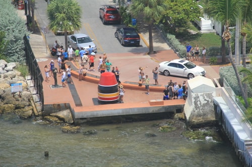 Key West Seven Mile Bridge Tour Helicopter Tour Image 8