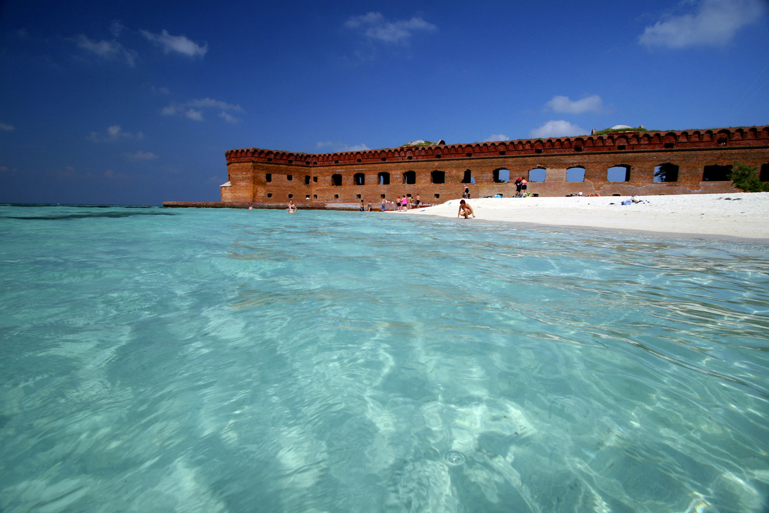 florida keys key west fort jefferson dry tortugas blue green water